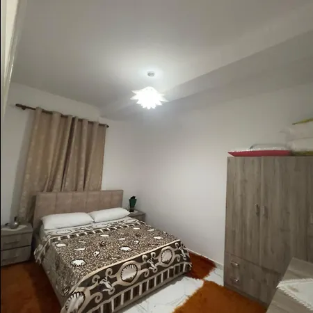 Shtepi Pushimi Appartement Mezhgoran
